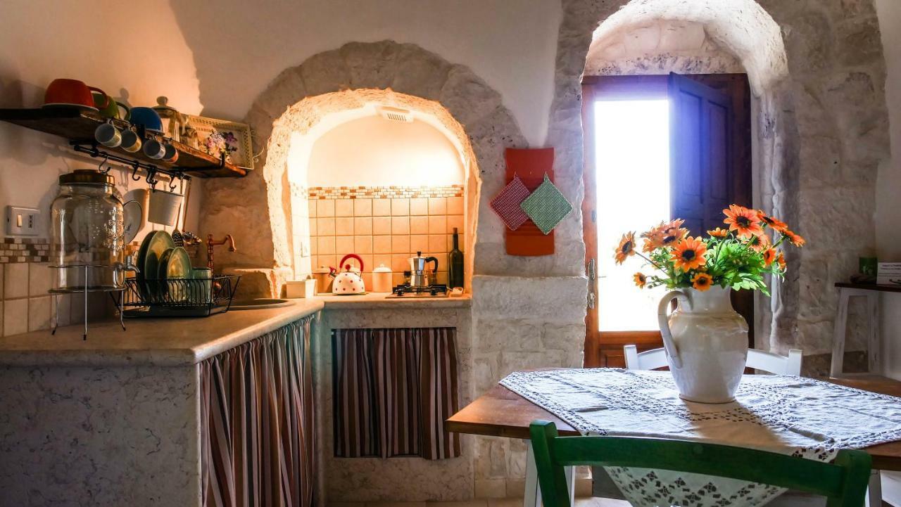Trulli Barsento Guest House Алберобело Екстериор снимка