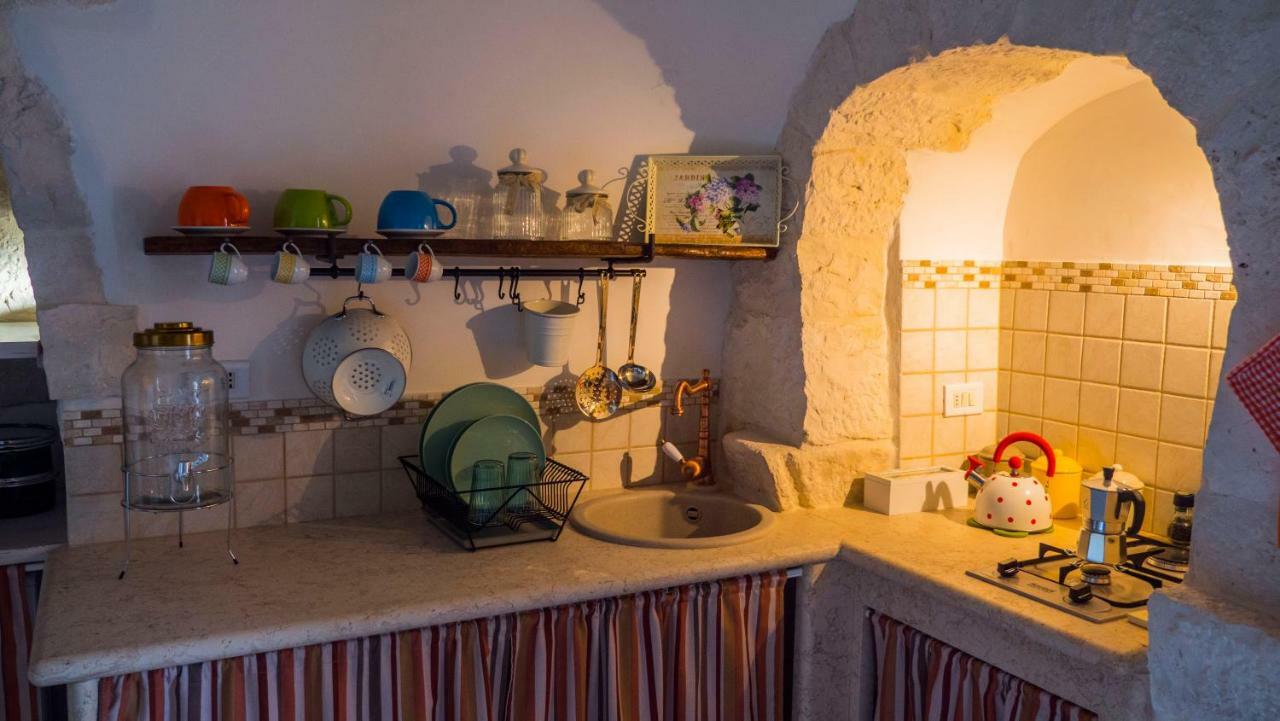 Trulli Barsento Guest House Алберобело Екстериор снимка